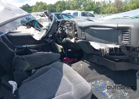 2001 Chevrolet Silverado 2500 Ls from USA, damaged, VIN 1GCGC24U11Z326501